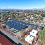 Distritos escolares se preparam para um novo ano escolar com energia solar